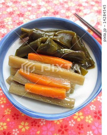 ごぼうと結び昆布の煮物 14284545