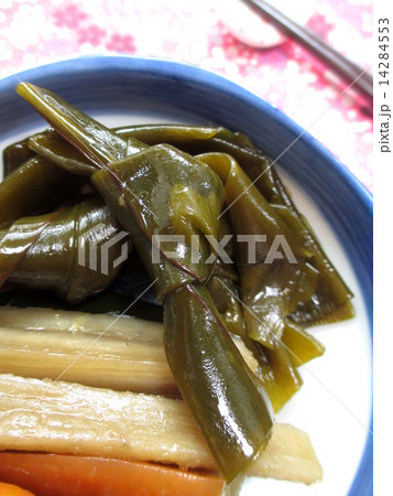 ごぼうと結び昆布の煮物 ごぼうと結び昆布の煮物 14284553