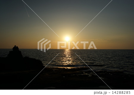 夕暮れ 14288285