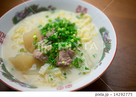 豚骨ラーメン 14292775