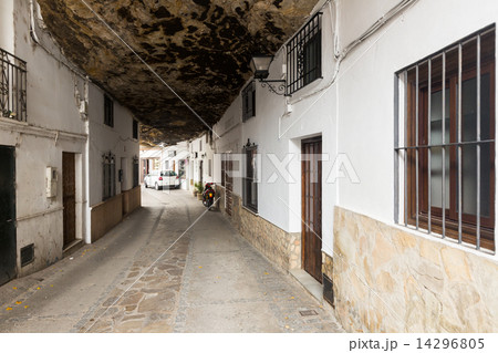 dwellings built into rock. Setenil de las Bodegas 14296805