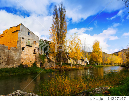 Autumn landscape 14297147