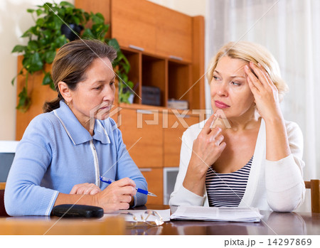 Sad senior ladies Sad senior ladies 14297869