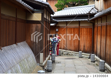 京都東山の裏路地 京都東山の裏路地 14300664