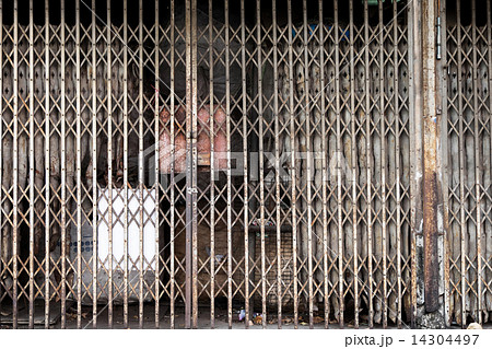 antique folding door 14304497