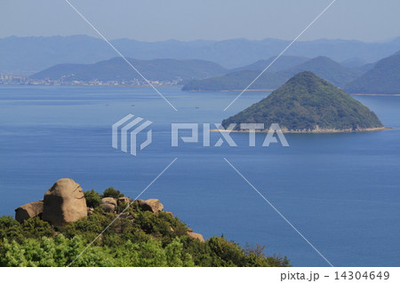 岡山県　王子ヶ岳　ニコニコ岩 14304649