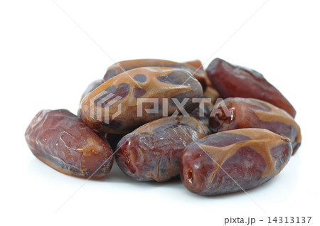 Medjool dates fruit 14313137