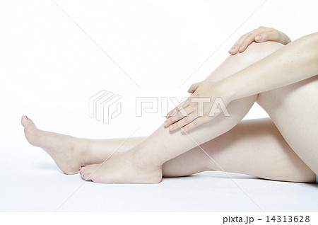 女性　足　脚　美容　ケア　ビューティー 14313628