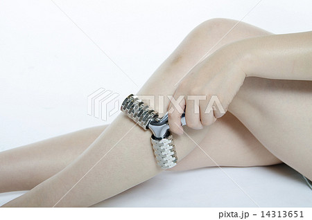 女性　足　脚　美容　ケア　ローラー　ビューティー 14313651