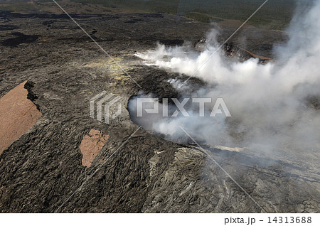 ハワイボルケーノ国立公園空撮-12 14313688
