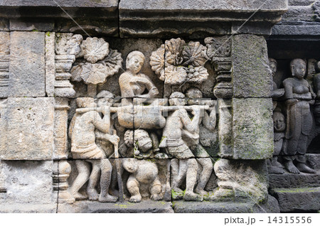 ボロブドゥール遺跡のレリーフ ボロブドゥール遺跡のレリーフ 14315556