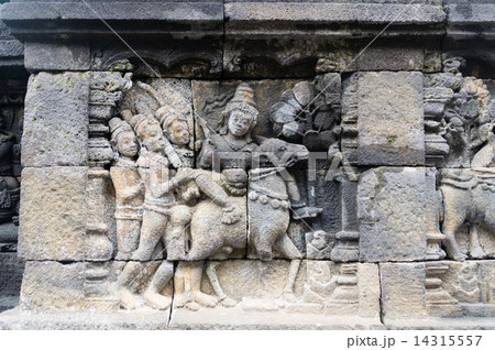 ボロブドゥール遺跡のレリーフ ボロブドゥール遺跡のレリーフ 14315557