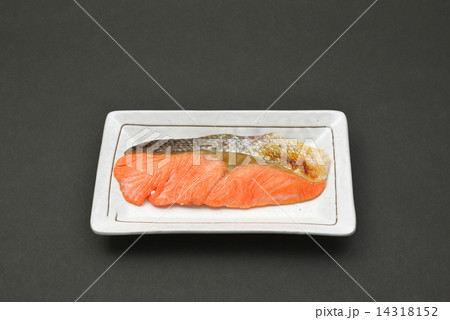 鮭の塩焼き 鮭の塩焼き 14318152