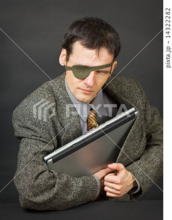 Computer pirates stole laptop with information Computer pirates stole laptop with information 14322282