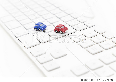 パソコンと車 パソコンと車 14322476