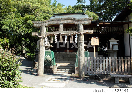 京都三珍鳥居　厳島神社の唐破風鳥居 14323147