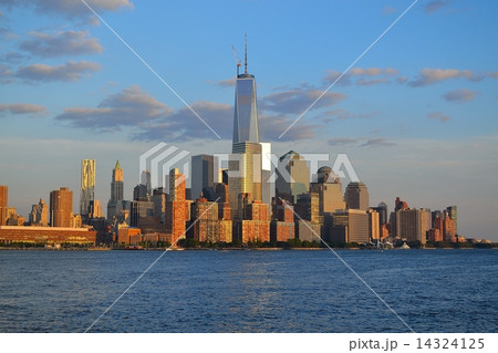 NYC's financial district from the water 14324125