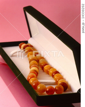 ornaments 14330202