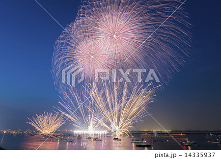 【三重県】桑名の花火 【三重県】桑名の花火 14335937