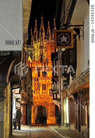 夜のカンタベリー-8 14342326