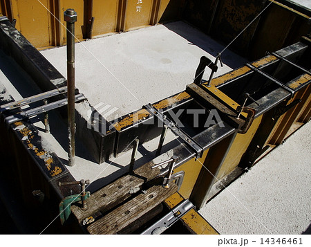 住宅基礎工事の型枠 住宅基礎工事の型枠 14346461