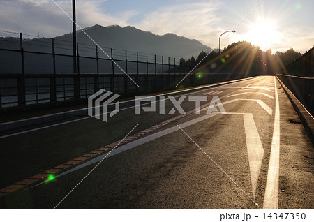 かながわの橋100選 虹の大橋 14347350