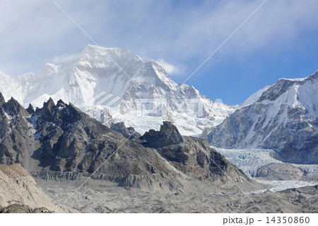 Movement of the clouds on the mountains Gyazumba Glacier, Himala Movement of the clouds on the mountains Gyazumba Glacier, Himala 14350860