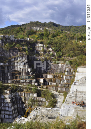 御影石の採掘 石切山脈 御影石の採掘 石切山脈 14355086
