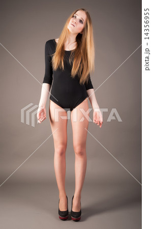 Beautiful athletic woman 14356955