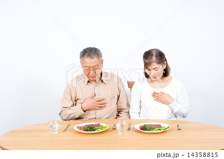 シニアの夫婦 14358815