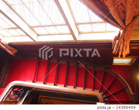 洋館の階段 14360409