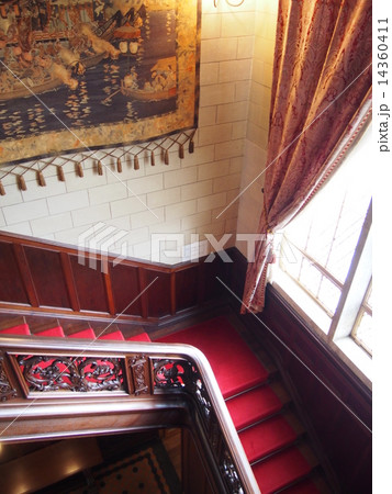 洋館の階段 14360411