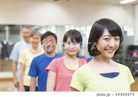 フィットネスクラブ　 14363974