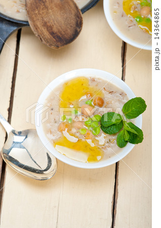 Hearty Middle Eastern Chickpea and Barley Soup Hearty Middle Eastern Chickpea and Barley Soup 14364865