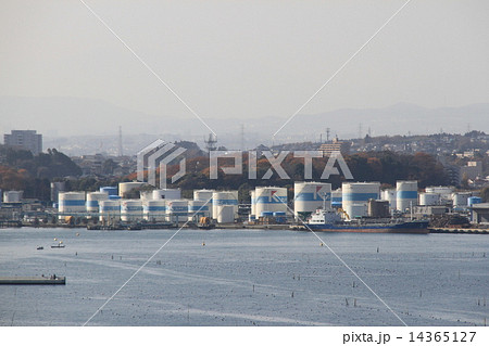 宮城県塩釜市の沿岸部に設けられた「油槽所」 14365127