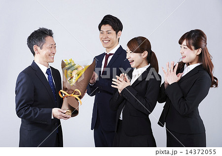 ビジネス 14372055