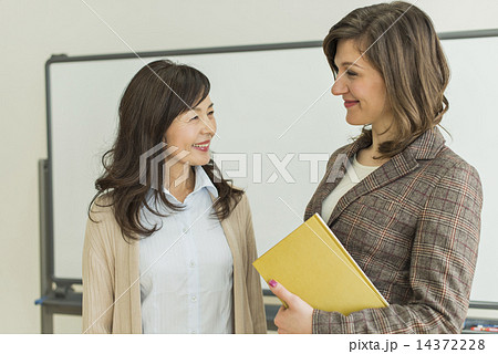 シニア英会話・ホームステイ 14372228