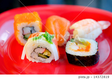 sushi on plate 14372819