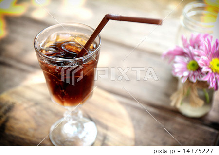 Cola 14375227
