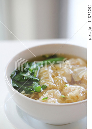 noodle and dumpling 14375294