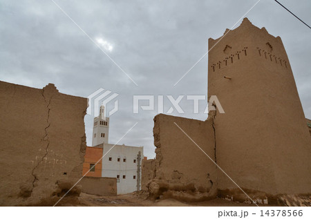 200年前に造られ、1万人が住むマディットカスバ 14378566