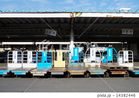 築地市場の台車 14382446