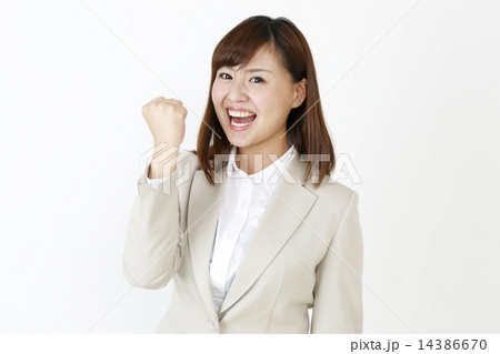 応援する女性 応援する女性 14386670