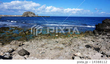 Rocky Coast, Kenting, Taiwan 14388112