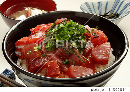 まぐろ丼 海鮮丼 まぐろ丼 海鮮丼 14392014