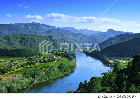 Ebro River passing through Miravet, Spain 14395097