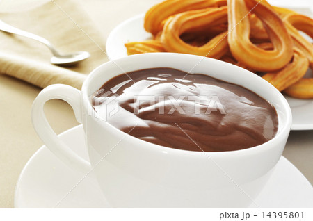 churros con chocolate, a typical Spanish sweet snack 14395801