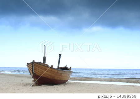 Fishing boat on the beach, Germany Fishing boat on the beach, Germany 14399559