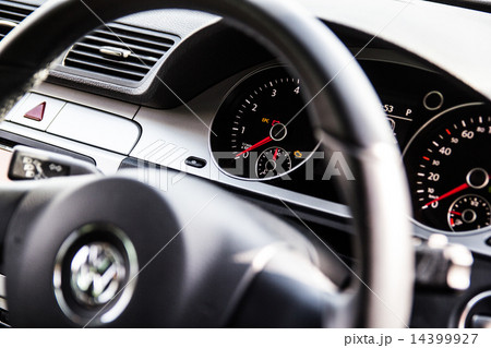 パサート車内(メーター) パサート車内(メーター) 14399927