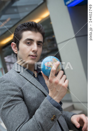 Global International Business Global International Business 14402749